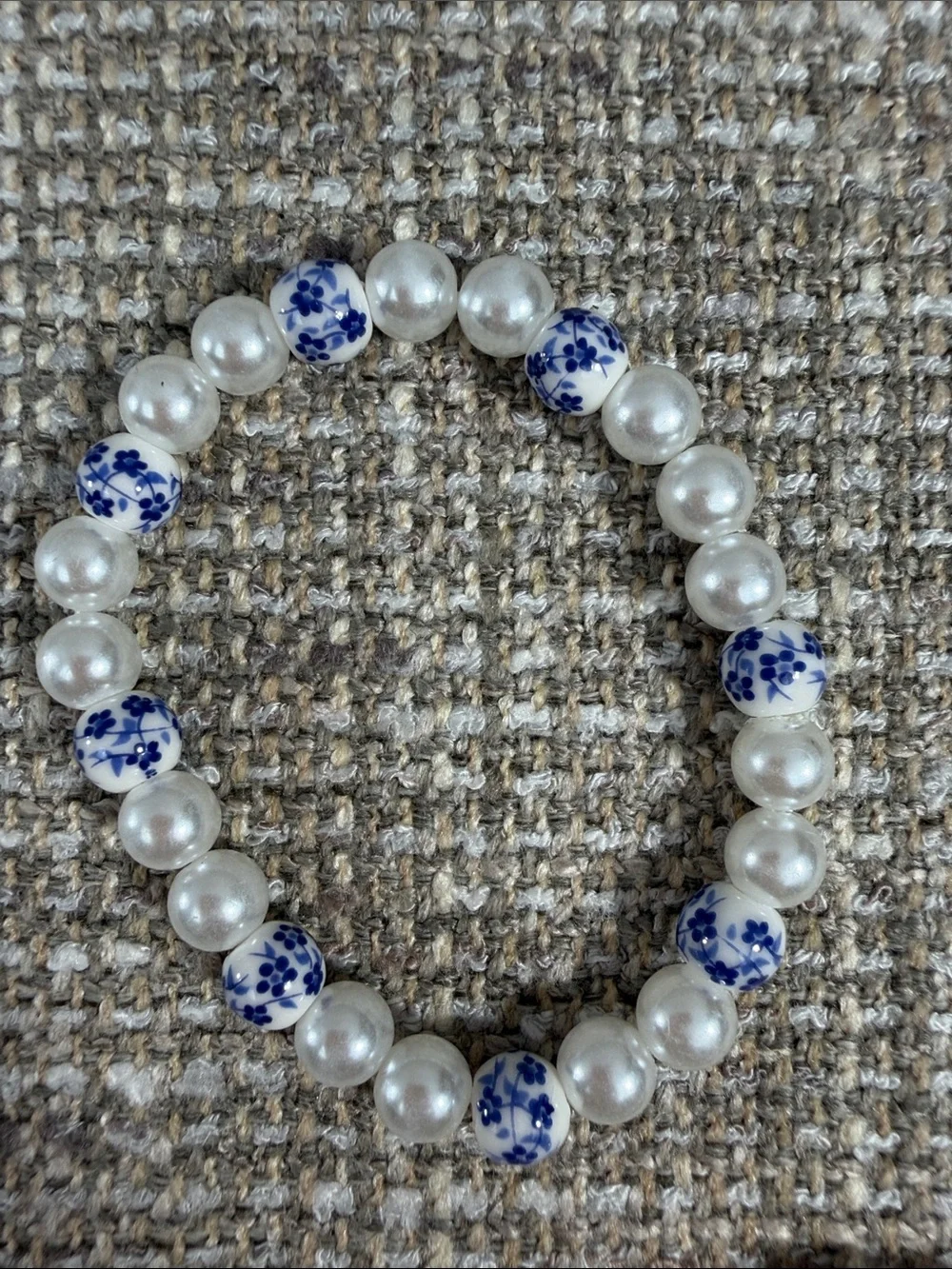 Beaded Stretch Bracelet Set - Gold, White, Blue flowers